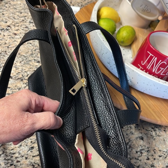 Brand new no tags Persaman Handbag of New York - Picture 10 of 11